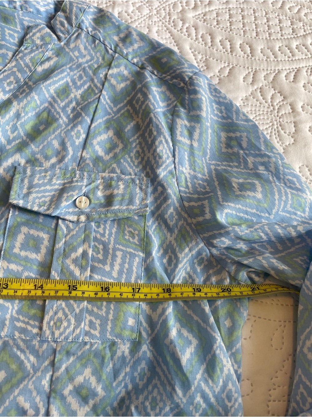 Eden & Olivia Light Blue Geometric V-Neck Tunic with Green Accents - Picture 9 of 14